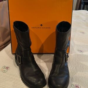 Arturo Chiang Black leather calf high boots 6.5